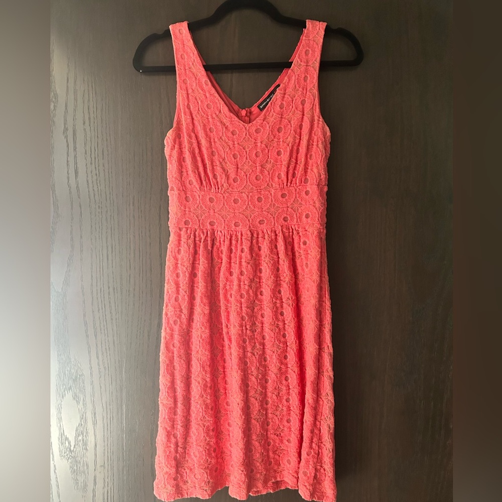 Banana Republic x Madmen pink lacy size 2 sleeveless dress